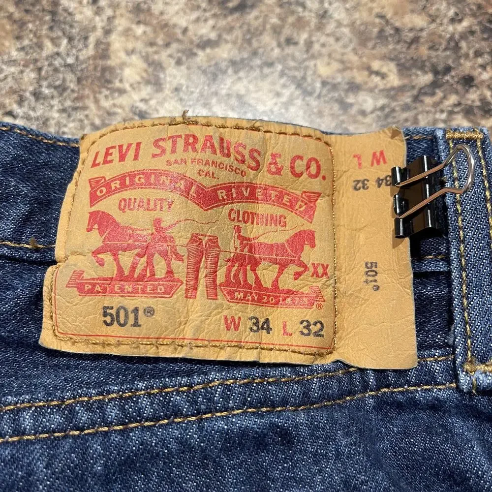 Levis Mens Jeans 501 Classic Straight Button Fly Blue Size 34x32 FL